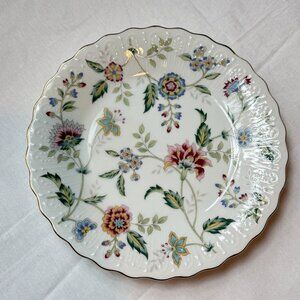 Andrea by Sadek Japan Floral Porcelain Plate 7.5” Scalloped Edge Gold Trim